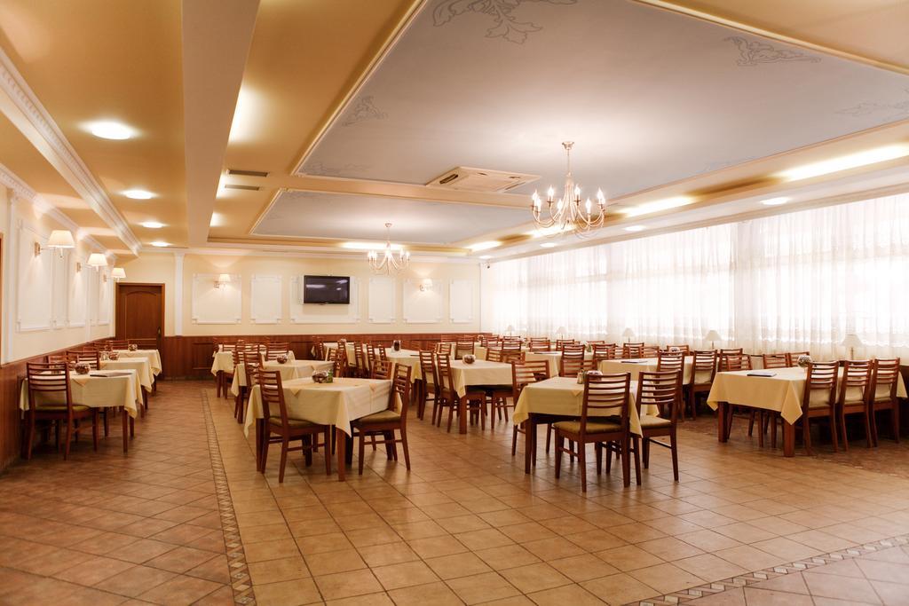 Penzion Anton Teplicka nad Vahom Exterior photo